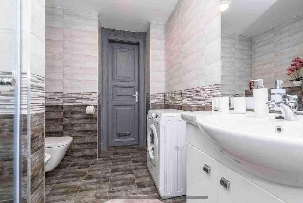 D3 Basilica Luxury Spacious Free Parking For 1 Car Lejlighed
