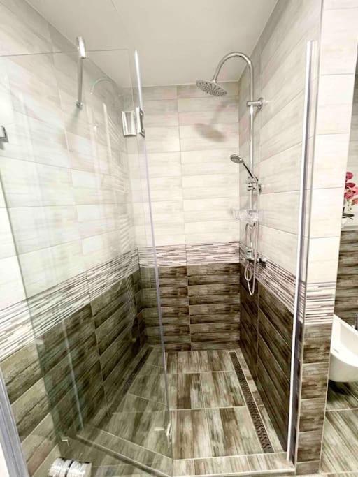 Lejlighed D3 Basilica Luxury Spacious Free Parking For 1 Car